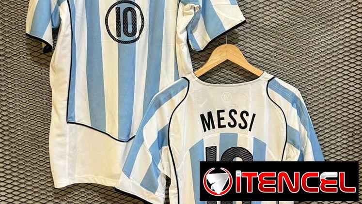 Camisetas de futbol actuales ,retros y de mangas largas …obtengala antes de q se acaben ,el precio varía