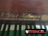 Se vende piano alemán