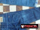 Vendo bermudas de hombre en 5000, pulover en 3500