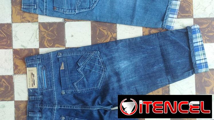 Vendo bermudas de hombre en 5000, pulover en 3500