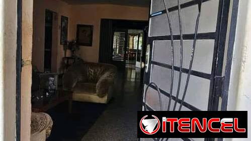 Casa independiente en fontanar con terreno