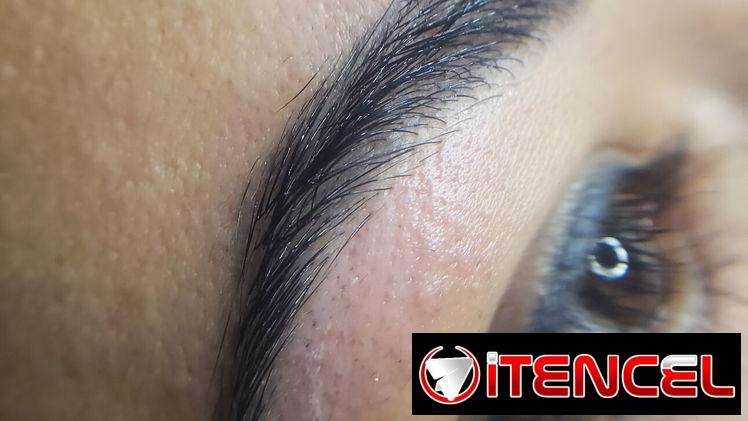 Estudio de Belleza Mels Madus Brows and Lashes (52 /27 y 29) Playa