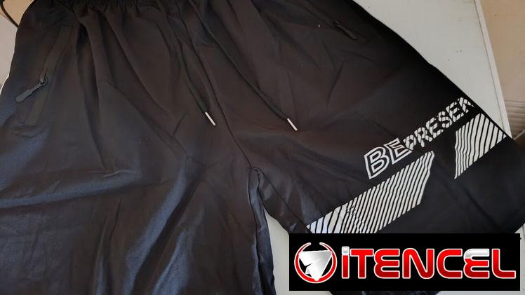 Se venden chores de nailon para hombres