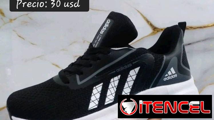 Tenis triple A