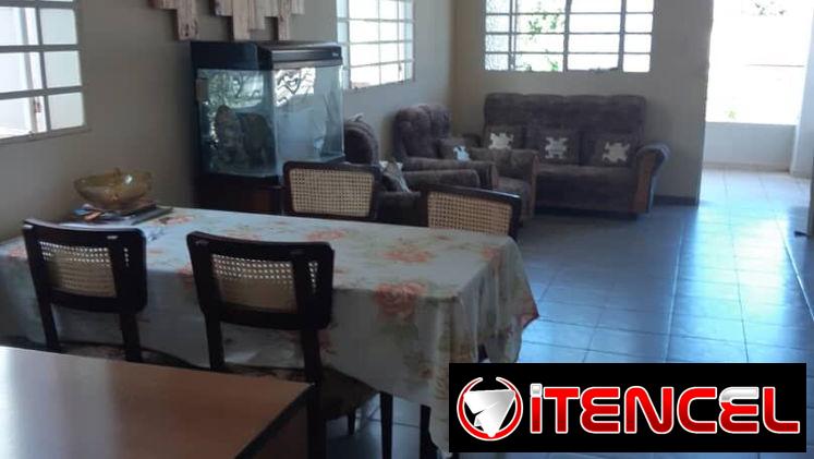 OPORTUNIDAD ÚNICA 🏡🏡🏡  Propiedad Capitalista. Casa Biplanta en Altos  9na y 88 PLAYA