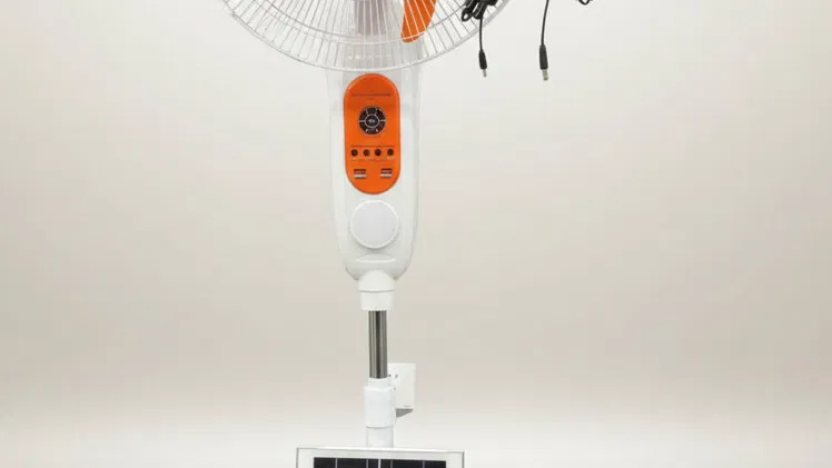 🪭🏴‍☠️Ventilador de pie recargable marca Elanova, con iluminación y puertos de carga USB – 💲65 USD🪆