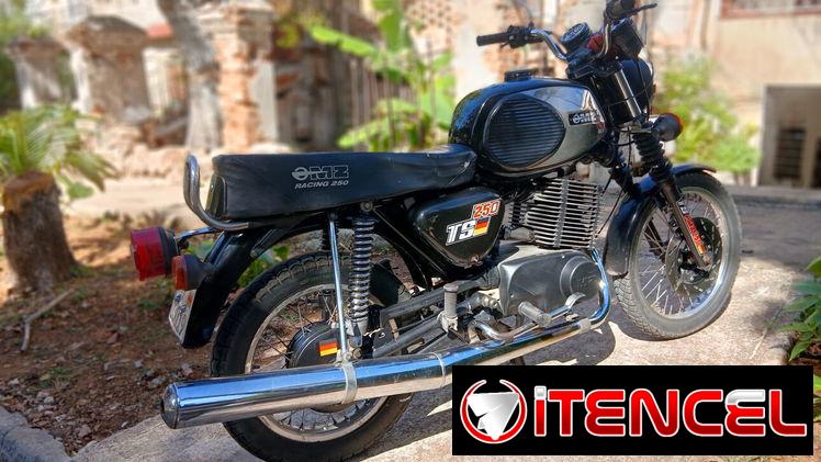 Vendo moto MZ (TS 250) maquina grande,certifico en mano llamar al 52410222