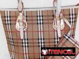 Carteras de buen material. Super lindas