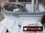 🧼 Fregona Giratoria con Cubo y centrifugador de Acero Inoxidable. Solo mensajeria. Precio 30 usd