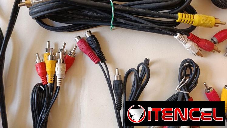 8 cables RCA para audio y video