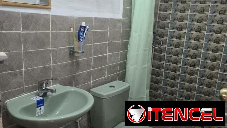 Venta de hermoso apartamento en edificio de microbrigada en el Vedado, cercano a las céntricas esquinas de 23 y 12 !!!