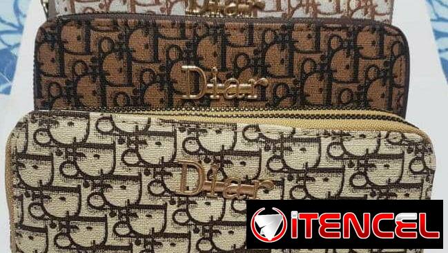 Monederos (Grandes y Chicos) $5 USD