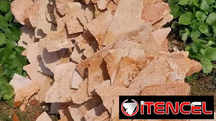 Tengo enchapes de piedras naturales para la humedad y el embellecimiento de su hogar