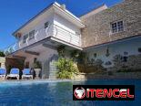 Casa con piscina