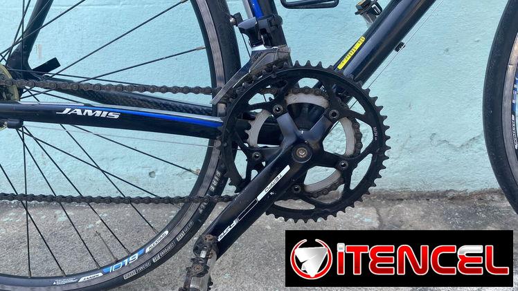 Bicicleta de ruta en óptimas condiciones!