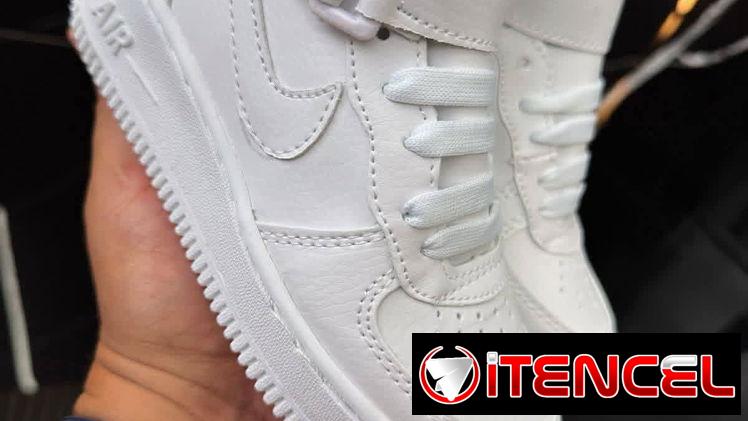 52849429 Tenis de niño ….30 usd o equiv Playa