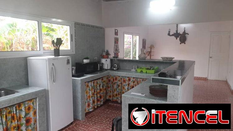SE RENTA CASA DE 3 HABITACIONES CON PISCINA A LA ENTRADA DE VARADERO. 54026428