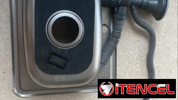 Fregadero con instalación y mezcladora 52901568 móvil y WhatsApp