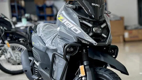 SE VENDE SUZUKI Z180 UNA MARAVILLA CON 6 LITROS CAMINAS CUBA ENTERA