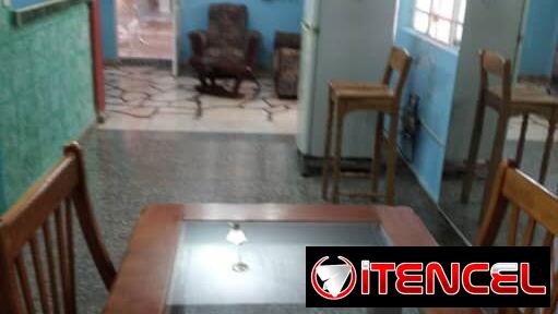 Renta Lieal Playa casa 1 cuarto garaje placa libre 300usd 53582376