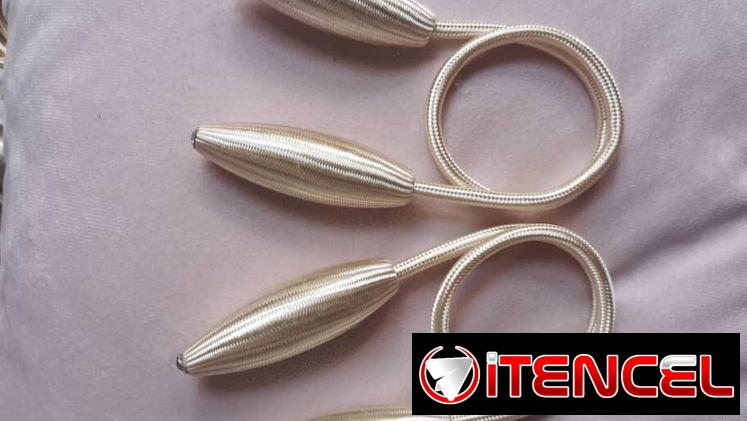 Abrazadera para cortinas
