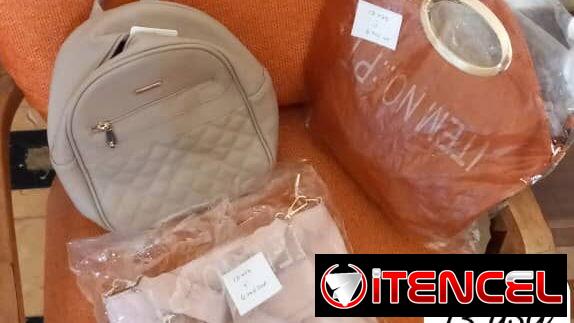 Sandalias, mochilas y bolsos en oferta