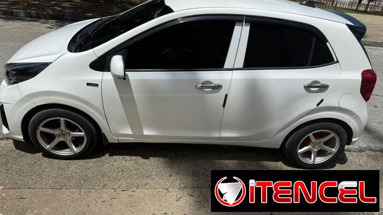 Vendo o negocio kia picanto del 2017 hecho 2020