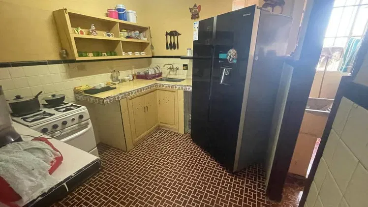 Ofertaaa apto frente de calle con balcón y 80 metros cuadrados. Excelente oportunidad de inversión!!!