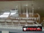Maqueta de barco mercante
