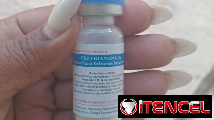 CETFRIAZONA (ROSEF1N CON SU AGUA