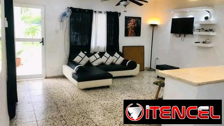 Casa con piscina en Brisas del mar ⛵, con mesa de billar, más información por WhatsApp+53 52 46 36 51 🌴