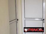 Ventanas y puertas de aluminio. Bajos de meseta. Mamparas de baños. Closet de espejos. Paños fijos ect