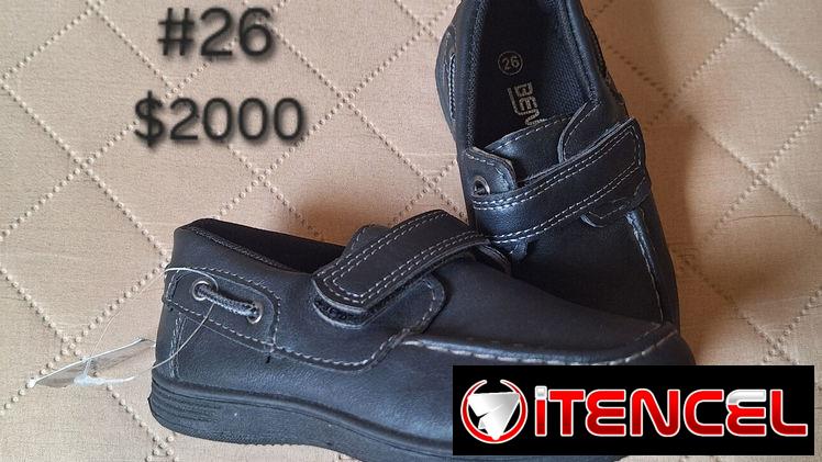 Zapatos y Pantalón para niños