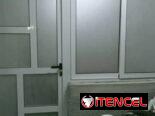 Carpintería moderna en aluminio y cristalería
