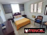 🏠 Casa espaciosa de 3 plantas en Playa