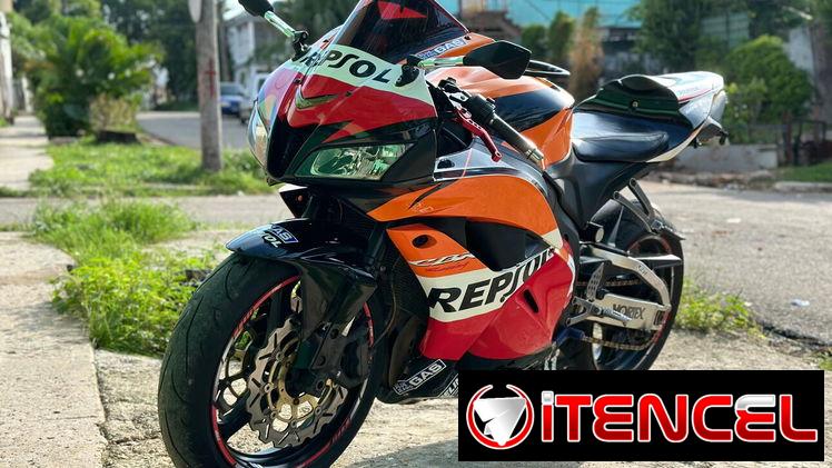 HONDA CBR 600RR 2012