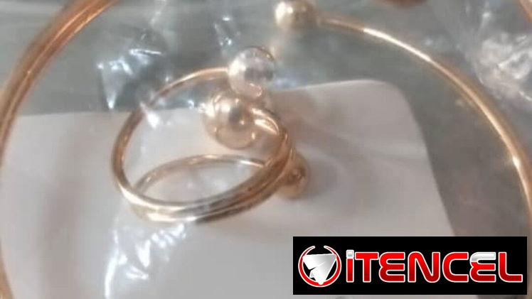 Anillos y otros accesorios