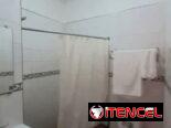 Venta de apartamento en buen estado en el edificio de la marina