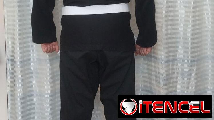 Kimono negro