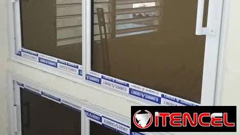 **¡TRANSFORMA TU HOGAR CON NUESTRO SERVICIO DE MARQUETERÍA DE ALUMINIO Y CRISTALES!** 🛠️ **Ofrecemos:** – Todo tipo de
