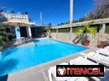 Renta casa en la playa de Guanabo con piscina con recirculación,  ubicada a 1/2 cuadra del mar +53 52463651 , 4 hab ,J