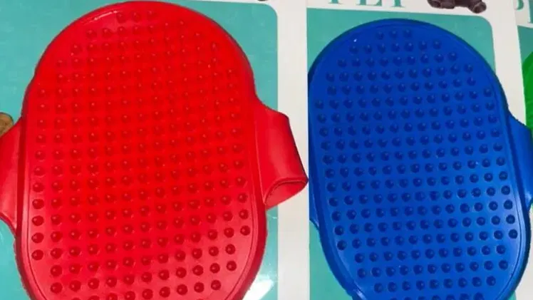 CEPILLO DE BAÑO PARA MASCOTAS