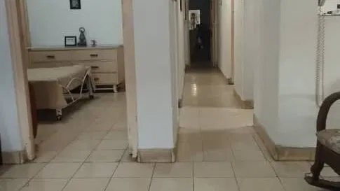 Casa Playa 5/4, 4 baños,con piscina, garage, no patio por 84y13 110mRoxana 53582376