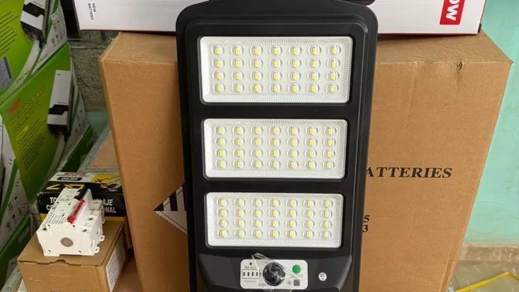 Lámparas Led Solar Must👇🏻