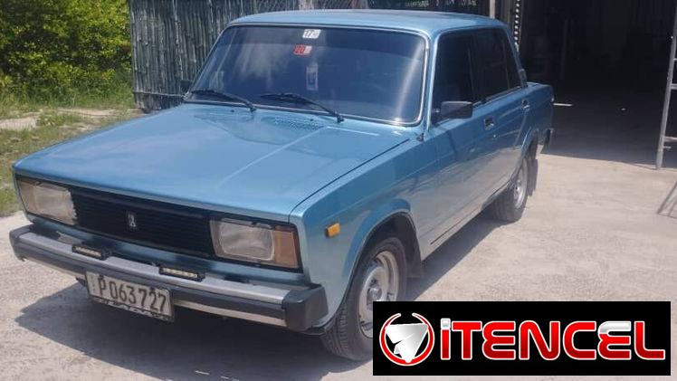 VENDO AUTO LADA 2105