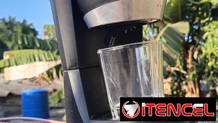 Cafetera eléctrica de uso de 6 tazas, también sirve para hacer café americano o té