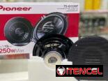 Bocinas Pioneer