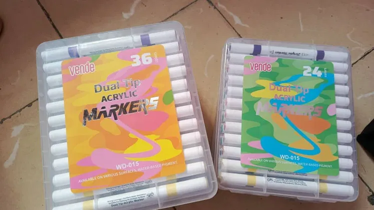 Plumones de acrílico NUEVOS SELLADOS doble punta originales