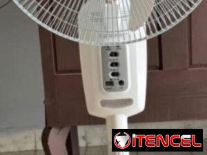 f427c2ee01fbd3a119efe35071c77a6b58be2899d3a3af31eee409a8440105fd