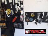 Reparaciones en aluminio..cambio de yales..cristales .Juntas.cierres.ruedas.felpas.ademas de fabricación de lo que desee